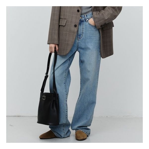 던스트 90S WIDE LEG NEW JEANS LIGHT BLUE_UDPA5A210B1이미지입니다. 누르면 해당 게시물로 새창이동합니다.