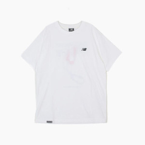 뉴발란스 UNI 카라비너 그래픽 반팔티 OVER FIT NBNEFCO283