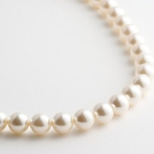 로이드 에센셜 화이트 진주 14K 목걸이 M 6mm LNN25045G