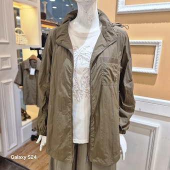BCBG 비씨비지 가을26 베닛 점퍼 B6<b>C8</b>R122
