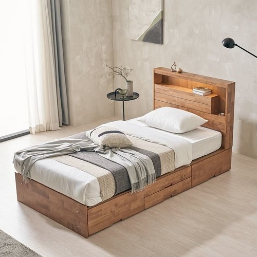 �ɶ���� �ڽ� ���� ���� LEDħ�� SS