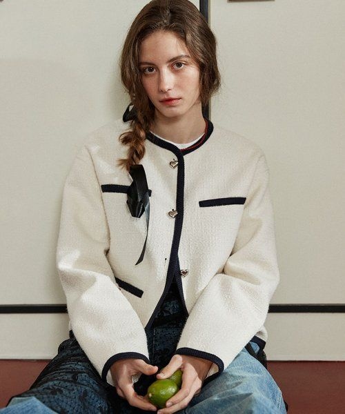 샐리 테일즈 CELITAILS HEART BUTTON TWEED JACKET_IVORY CE2412JK003MIV 374164_이미지