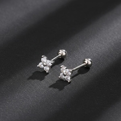 패션 러블리 포인트 장식 네잎클로버 귀걸이 미니 이어링 47588562