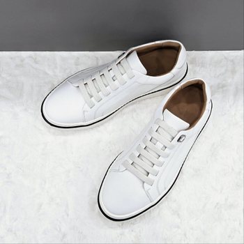 남성 클래식 레더 스니커즈 Y2HF50ZS07 BLACK 5SD JJ