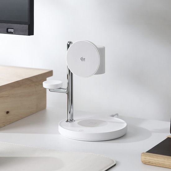 아이코모스 Qi2.2 25W 4in1 무선충전기 WHC02_이미지