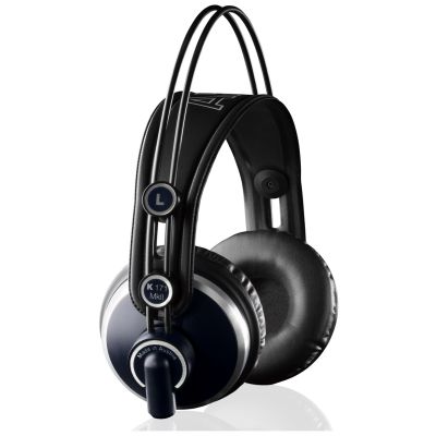 AKG K171 MKII