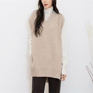 ONM 오버핏 보온 따뜻 가을 겨울 필수템 브이넥 여성 조끼 9086345