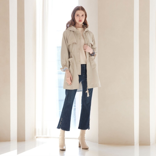 손정완 봄 여름 데일리룩 반후드 셔링 롱 점퍼 ZDB31041-CC