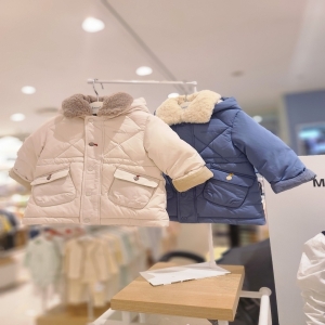 ���Ƿ���F&C �мҹ� ���δ� �ٿ� ����// AY723106 ��������