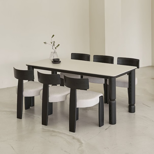 썸앤데코 아이린 블랙 애쉬 원목 포세린 세라믹 식탁 1800