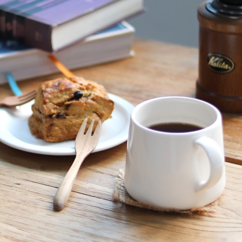 비비드 글로우 플레이팅 그릇 예쁜 머그컵 340ml 머그 _화이트