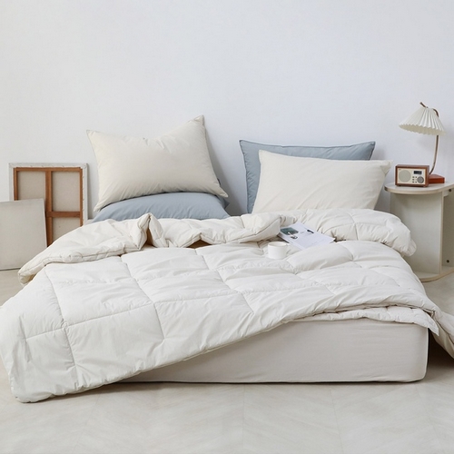 아망떼 허그 60수 고밀도 순면 양모 차렵이불베개세트이미지입니다. 누르면 해당 게시물로 새창이동합니다.