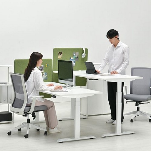 두닷 콰트로 모션 스탠딩 책상 (1400x800)