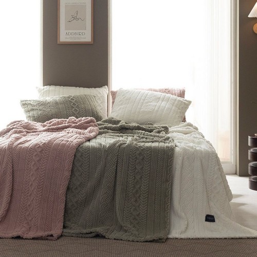 벨리에르 애끌리아 니트 볼륨 DI 극세사 담요