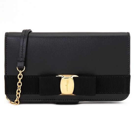 페라가모 바라 보우 숄더백 아이폰 11 프로 케이스 22 0022 NERO 0742307이미지입니다. 누르면 해당 게시물로 새창이동합니다.