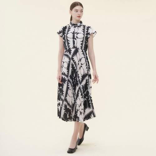 프릴 슬리브 카라 플리츠 롱 원피스_YH05POP04