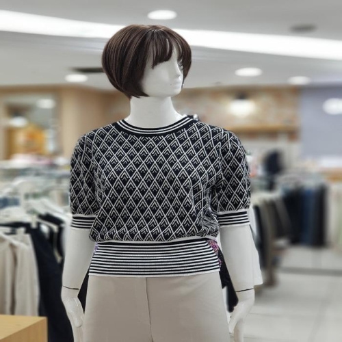 에이비에프지 셀러허브 아울렛 세이브존09 패턴 레이온 니트 티셔츠 afg2w31d 셀러허브_이미지