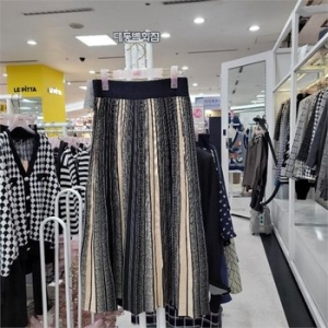 DP01 점심그라 S224NSKA61