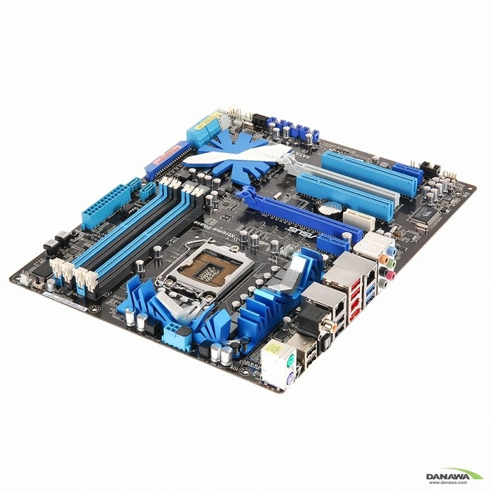 ASUS P7P55D-E EVO 아이보라