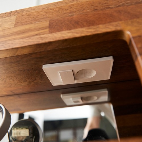 ��ƹ̰��� �糪 ������ LED ħ�� K