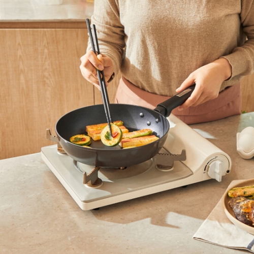 써모스 실리콘 조리 젓가락이미지입니다. 누르면 해당 게시물로 새창이동합니다.