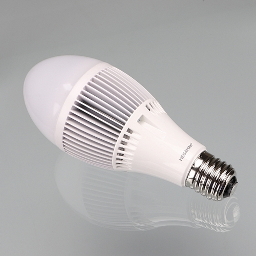 비츠온 메가맨 LED 미사일 벌브전구 주광색 60W_이미지