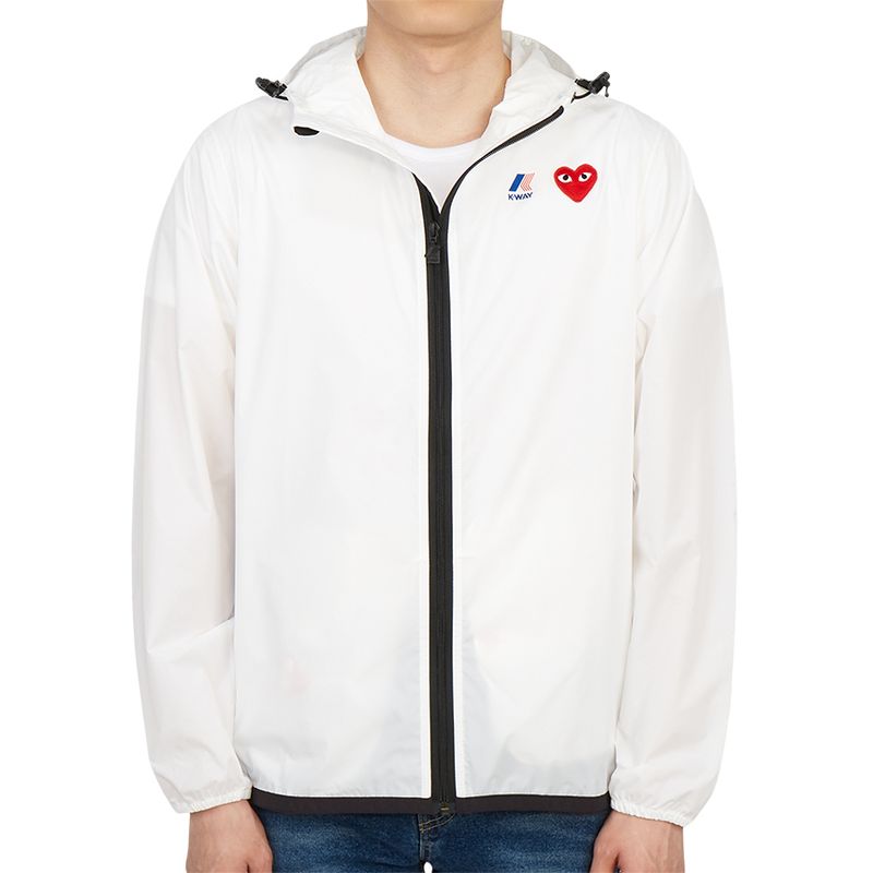 꼼데가르송 레드 와펜 바람막이 AZJ501 0513이미지입니다. 누르면 해당 게시물로 새창이동합니다.