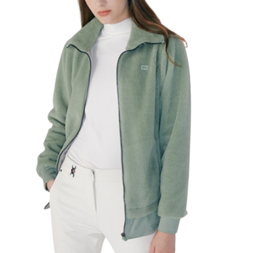 커터앤벅 여성 덤블 플리스 구스다운 자켓이미지입니다. 누르면 해당 게시물로 새창이동합니다.