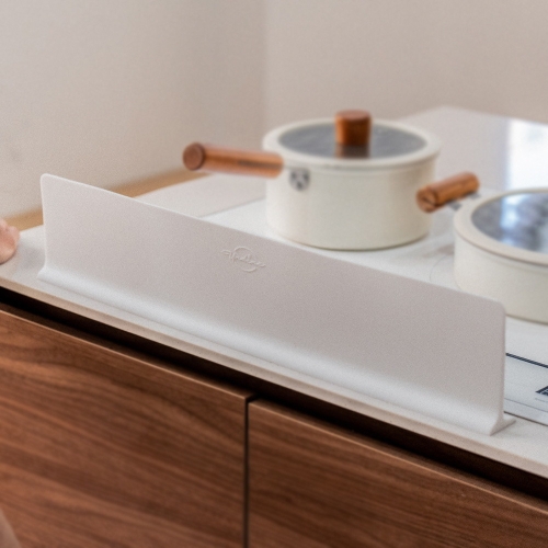 마이리빙 접착식 실리콘 싱크대 물막이이미지입니다. 누르면 해당 게시물로 새창이동합니다.