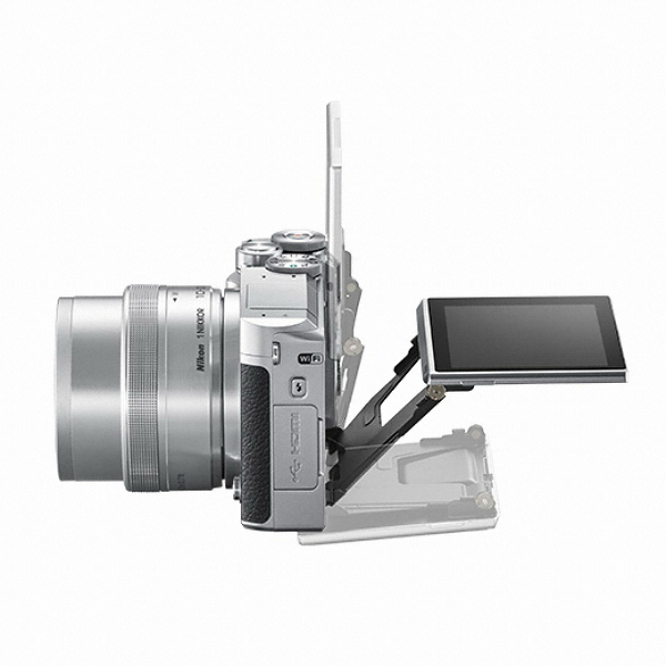 ���� Nikon1 J5 �ٵ�