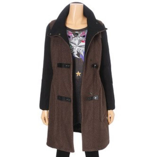 시슬리 소매배색 하이넥 패딩코트 SAPD47261이미지입니다. 누르면 해당 게시물로 새창이동합니다.