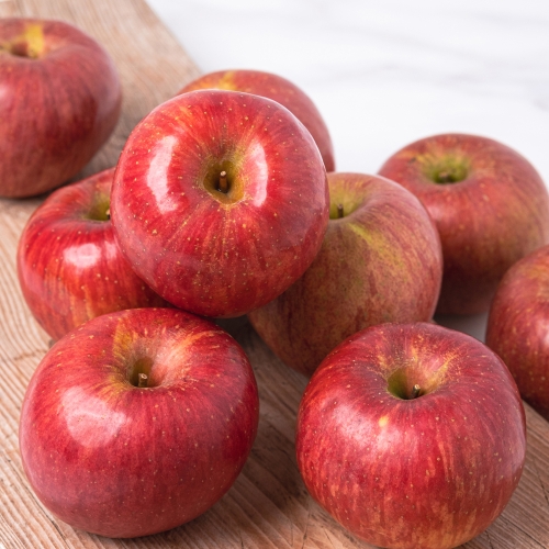 아삭아삭 맛있는 가정용 홍로 사과 중대과 9kg