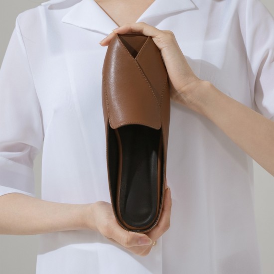 소보제화 제이미 소가죽 뮬 샌들 2cm MBS127-블랙 245mm