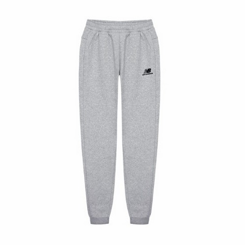 뉴발란스 기모 스탠다드 조거 팬츠 NBMLDB9053이미지입니다. 누르면 해당 게시물로 새창이동합니다.