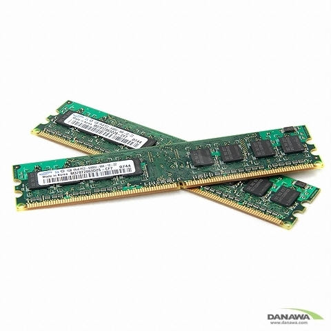 �Ｚ���� DDR2-800
