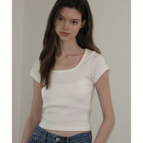 썸웨어버터 SOMEWHEREBUTTER Ribbon Square Top Ivory S5UTS01IVF 164760_이미지