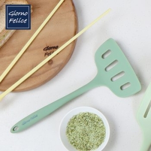 [불명] 죠르노펠리체 더실리 실리콘 와이드 뒤집개 그린이미지입니다. 누르면 해당 게시물로 새창이동합니다.