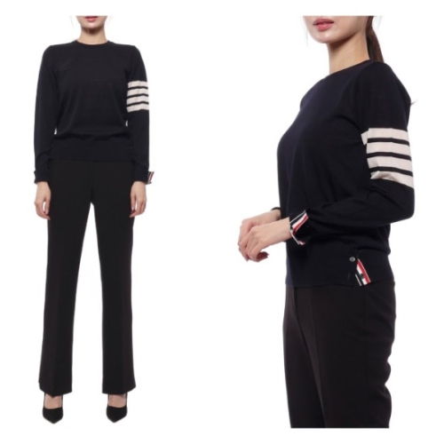 톰브라운 풀오버 릴렉스핏 FKA280A Y1014 415 울 니트 스웨터