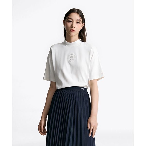 타미힐피거 ltgt Tommy Hilfiger 스탬프 로고 모크넥 티셔츠 T22F6TTO003WT1YBL T22F6TTO003WT1Y.._이미지