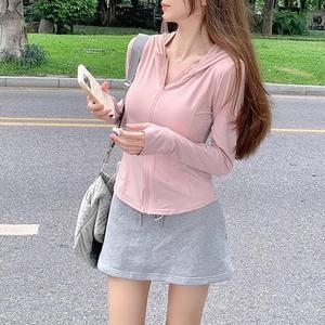 TRG G126900_아이스실크 자외선차단 후드점퍼집업이미지입니다. 누르면 해당 게시물로 새창이동합니다.