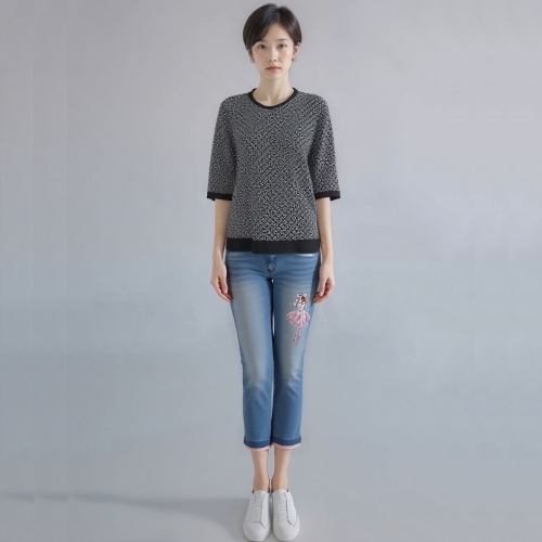 모라도 24년 봄 여름 중년 여성 단도 나염 라운드 풀오버RNM8PO460F-CC