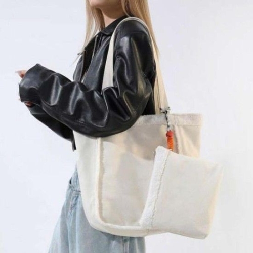 라일리 Rly 여성 숄더백 캔버스 파우치 겨울 가방 아이보리 42206795