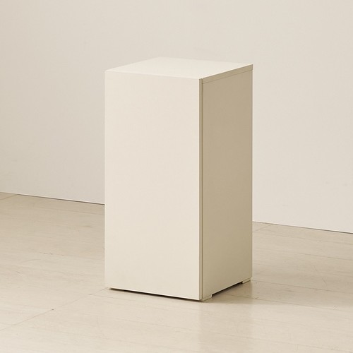 가구리빙 모노슬림 2단 도어 수납장 300