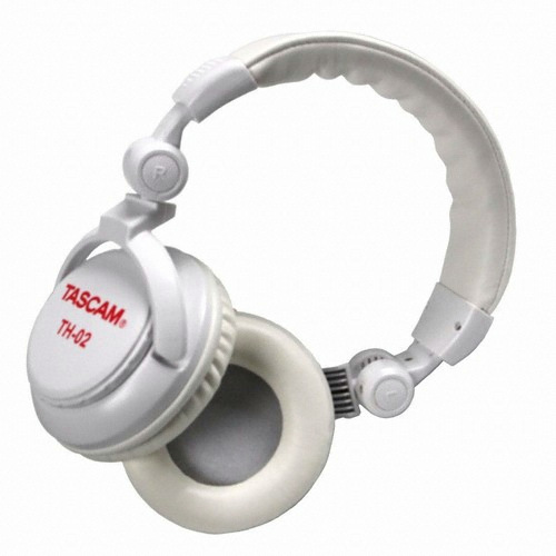 TASCAM TH-02