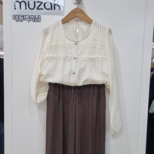 무자크 핀턱레이스블라우스 MP7WBL18