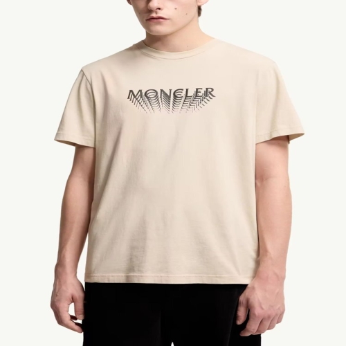 몽클레르 MATT 블랙 티셔츠 L10918C0002289AYW216 B0191976014