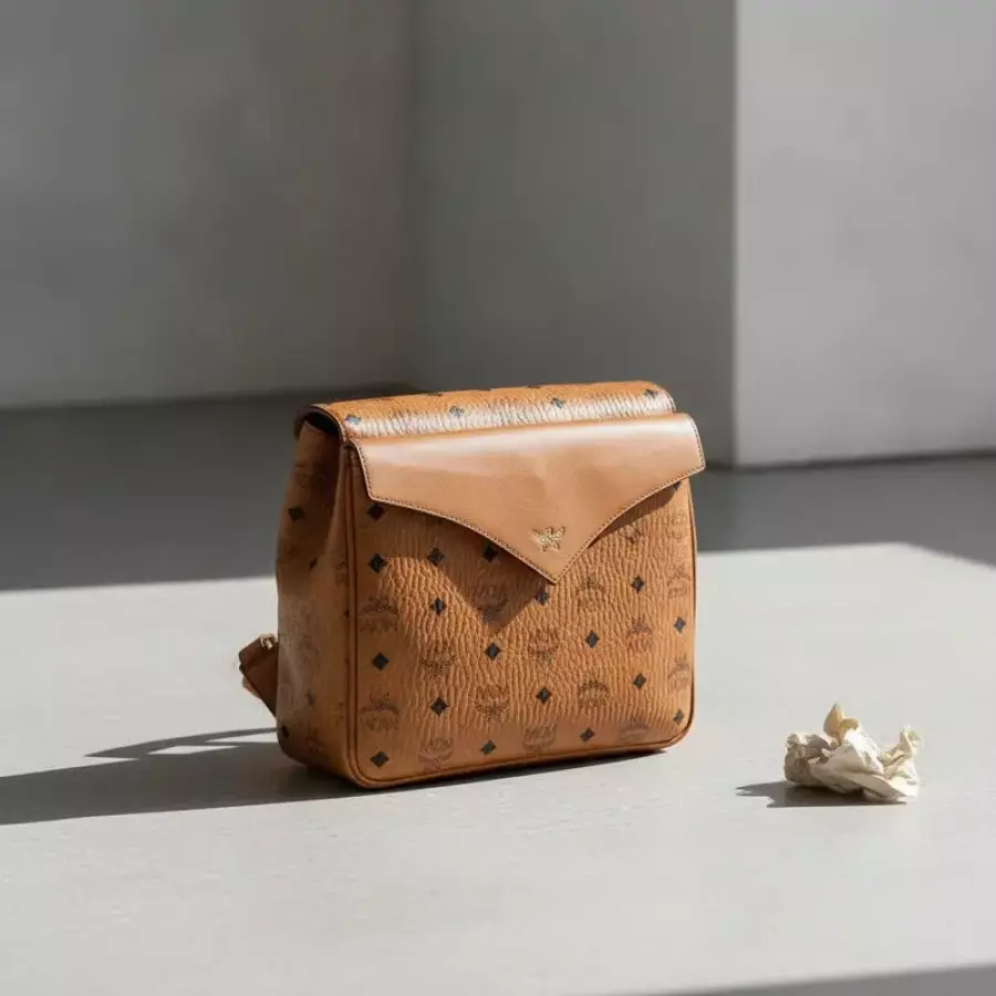 MCM �Ʒ� ���佺 ��Ƽ ���� MMKEATA02CO001 ������� ���ϸ� ����