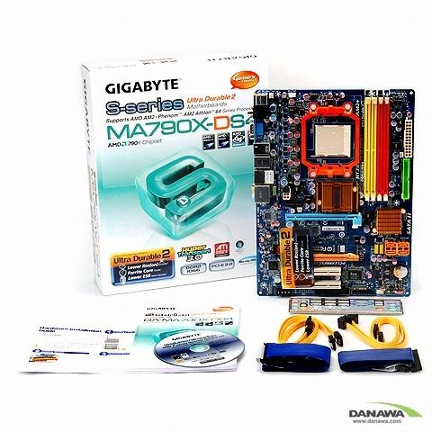 GIGABYTE GA-MA790X-DS4