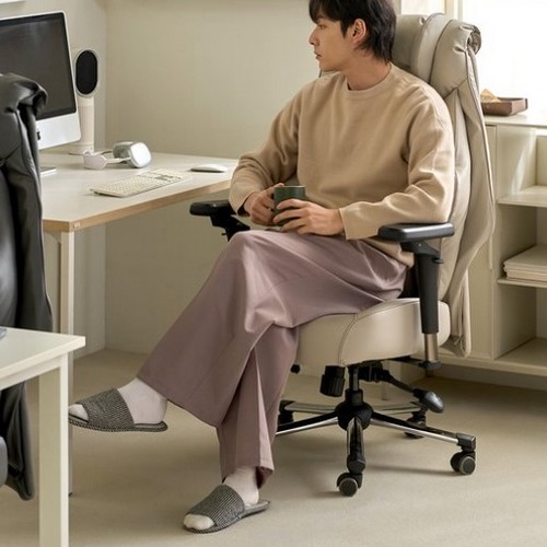 누카 커스텀체어 G900-PU 6D 컴퓨터 게이밍 의자_이미지