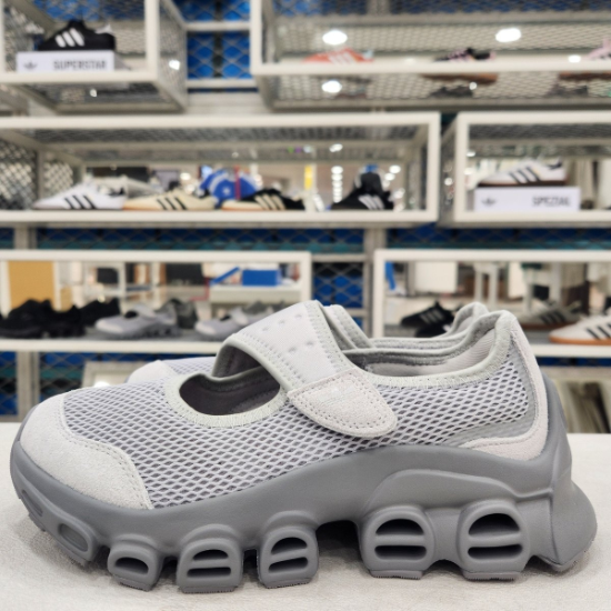 아디다스 아디폼 메가제인 JH7556 (병행)_이미지